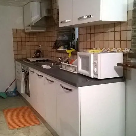 Casa Vacanze Jamia Grandola ed Uniti